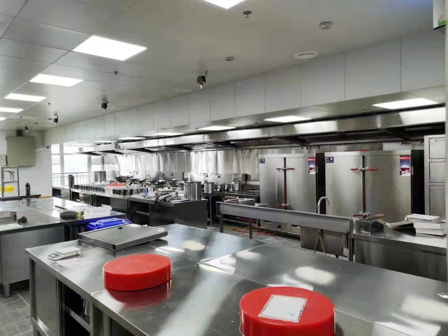 食堂榴莲视频色版在线观看设备