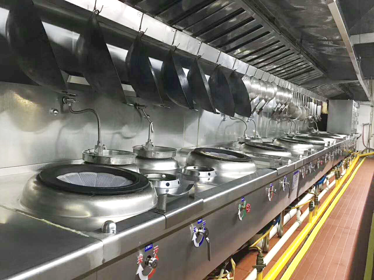 食堂榴莲视频色版在线观看设备